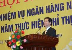 PM Nguyen Tan Dung meminta supaya berfokus mengurangi landas suku bunga